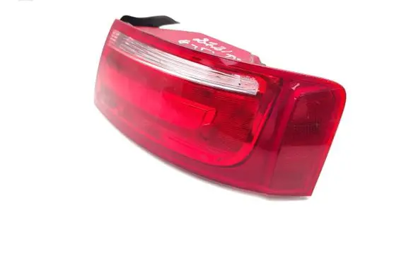 Audi A5 8T 8F Rear/tail lights 8T8945096