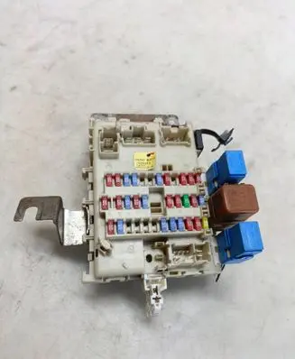 Nissan Almera Tino Fuse box set 24350BU210 0226031