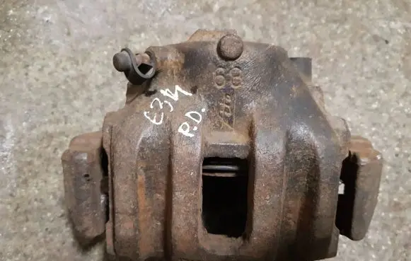 BMW 5 E34 Front brake caliper 34111157496