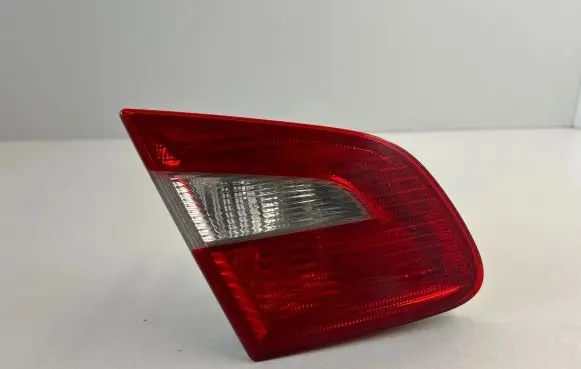 Skoda Superb B6 (3T) Tailgate rear/tail lights 3T5945093 260509L