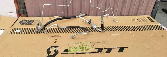 Renault Clio III Air conditioning (A/C) pipe/hose 8200422125 8200320799