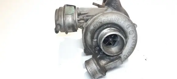 Volvo XC70 Turbo 8689592 GT2052V