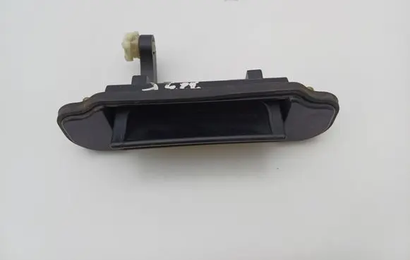 Mazda 323 F Tailgate/trunk/boot exterior handle 