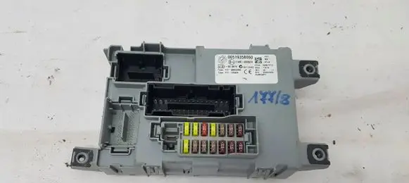 Fiat Grande Punto Fuse module 00519358060