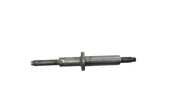 Mazda 6 Fuel Injector clamp holder 