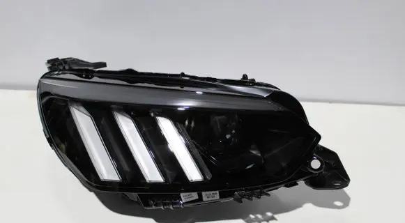 Peugeot 2008 II Headlight/headlamp 9850177480