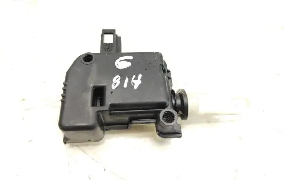 Volvo C70 Fuel tank cap lock motor 806624