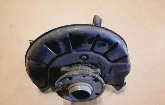 Volkswagen Golf V Front wheel hub spindle knuckle