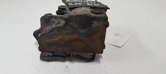Toyota Avensis T250 Throttle valve 8967221020