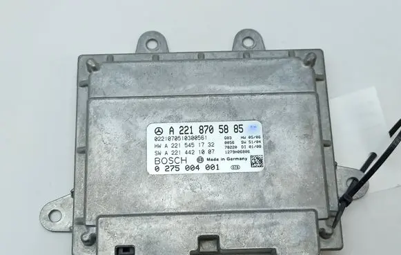 Mercedes-Benz S W221 Camera control unit module A2218705885 A2215451732 A2214421007