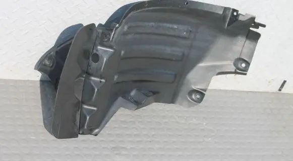 Mitsubishi L200 Front wheel arch liner splash guards MITSUBISHI5370B579 5370B579