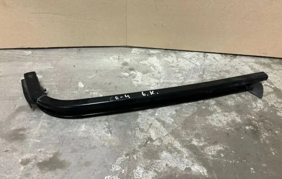 Ford Grand C-MAX Door glass rail AM51U25005AC