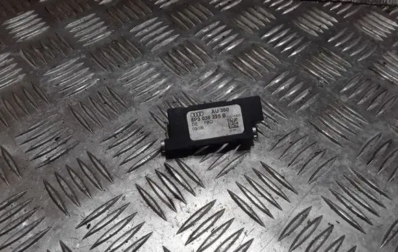 Audi A3 S3 8P Sound amplifier 8P3035225B