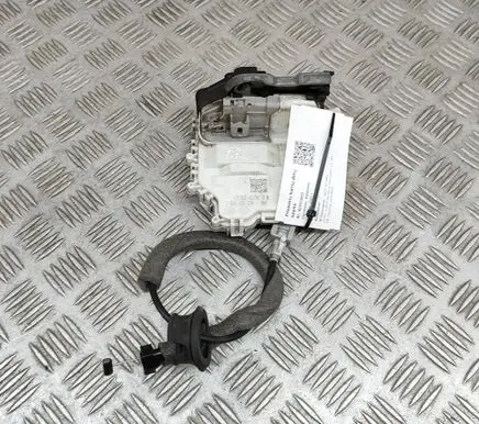 Audi Q7 4M Coupe door lock (next to the handle) 8J2837015E