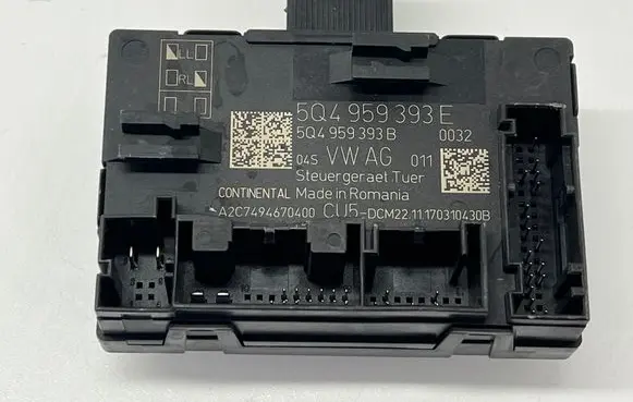 Volkswagen T-Roc Other control units/modules 5Q4959393E 5Q4959393B