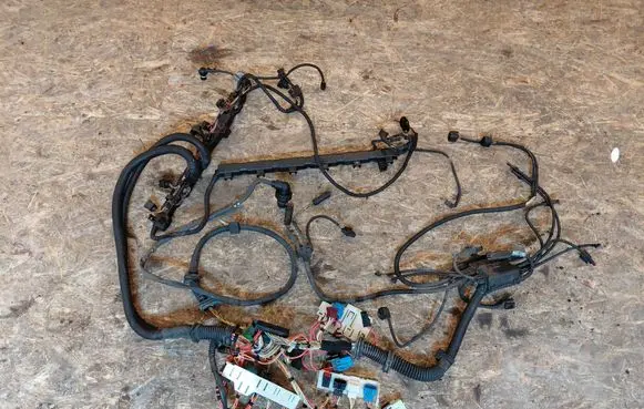 BMW 6 E63 E64 Engine installation wiring loom 7546206 E2748T
