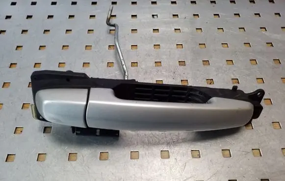 Suzuki Grand Vitara II Front door exterior handle