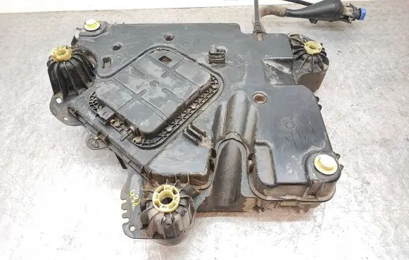 Toyota Proace AdBlue liquid reservoir 9822257280 00103991 20170326