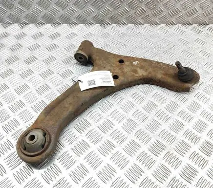 Suzuki Grand Vitara II Front lower control arm/wishbone 4520178K00