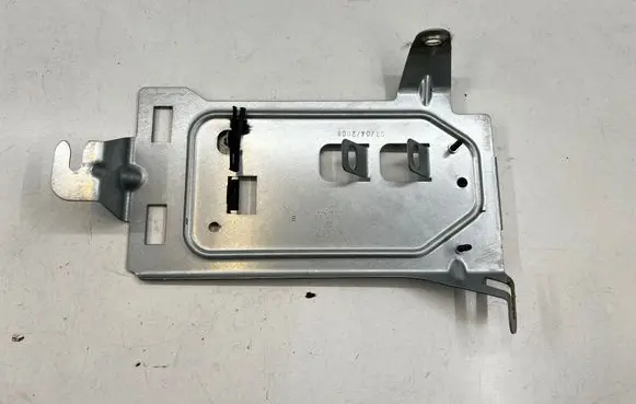 Audi TT TTS Mk2 Sound amplifier holder/bracket 8J0035464
