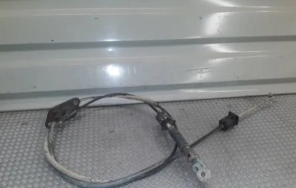 Volvo XC90 Gear shift cable linkage 