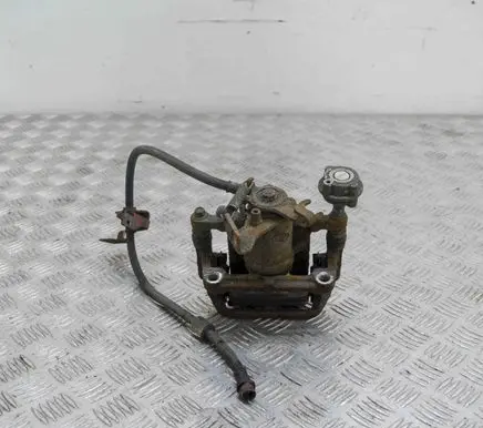 Opel Zafira C Rear brake caliper
