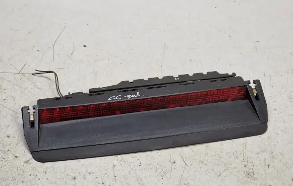 Volkswagen PASSAT B7 Third/center stoplight 3C8945087B
