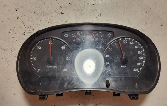 Volkswagen Polo Speedometer (instrument cluster) 555001491600 555001491700