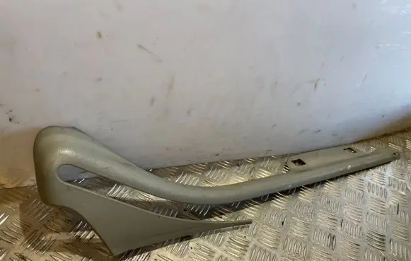 Opel Vivaro Sliding door rail trim 91168897