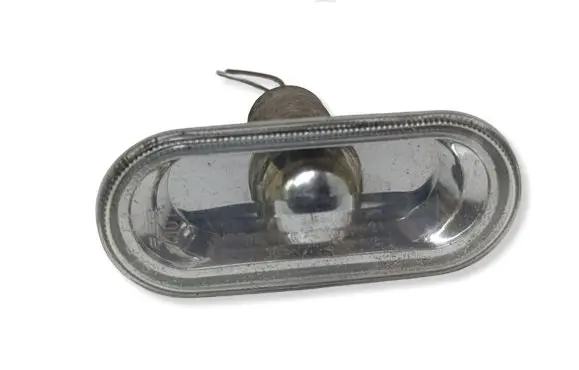 Volkswagen Polo III 6N 6N2 6NF Front fender indicator light 1J0949117