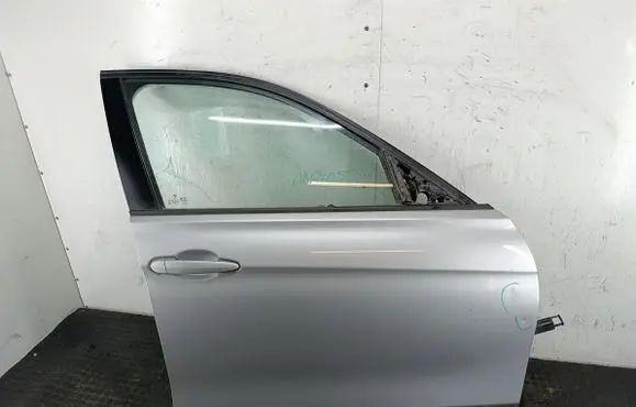 BMW 3 F30 F35 F31 Front door A83
