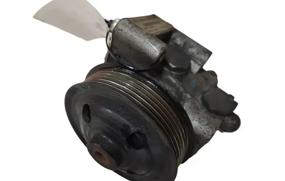 Jaguar XF X250 Power steering pump 8X233A696BA