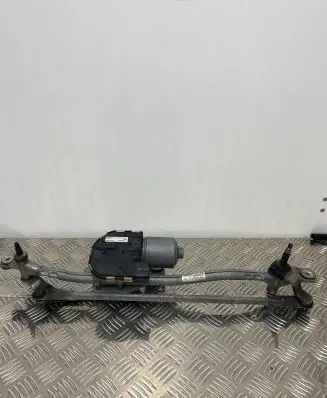 Audi A6 C7 Front wiper linkage and motor 4G1955023A 4G1955119