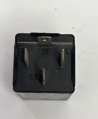 Volkswagen Transporter - Caravelle T4 Other relay 171955529