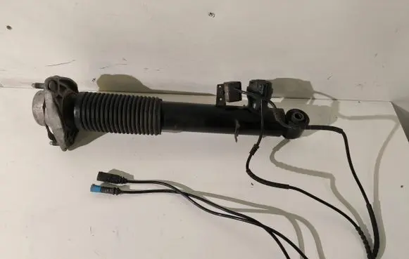 BMW X5 F15 Rear shock absorber/damper 6867867 F15H117K 10541310