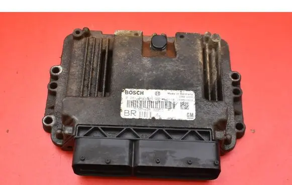 Opel Zafira B Engine control unit/module ECU 55198922BR