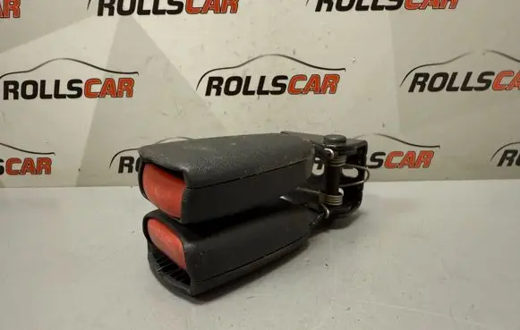 Volvo S60 Rear seatbelt buckle 739701
