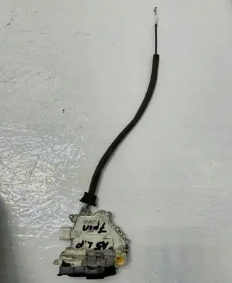 Audi Q7 4L Loading door lock 8J1837015E