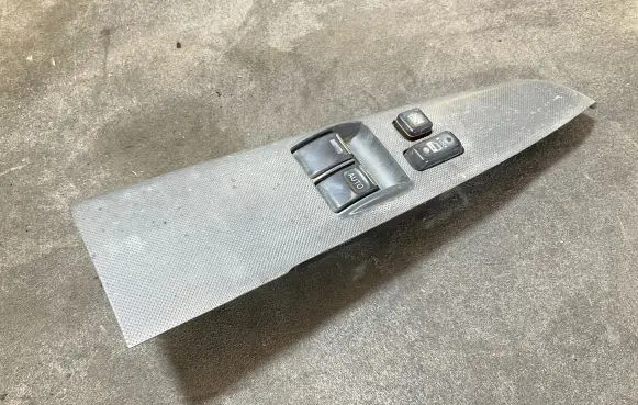 Toyota Hilux (AN10, AN20, AN30) Electric window control switch 742310K060