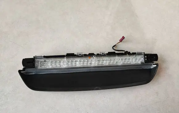 BMW 7 G11 G12 Third/center stoplight 7342973