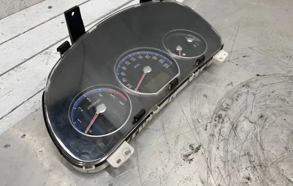 Hyundai Santa Fe Speedometer (instrument cluster) 940032B650