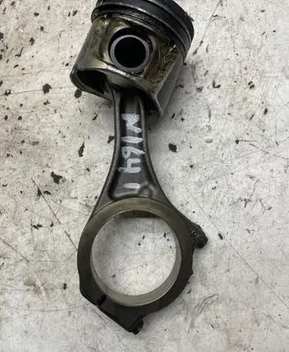 Nissan Navara D40 Piston with connecting rod 912389 120060082