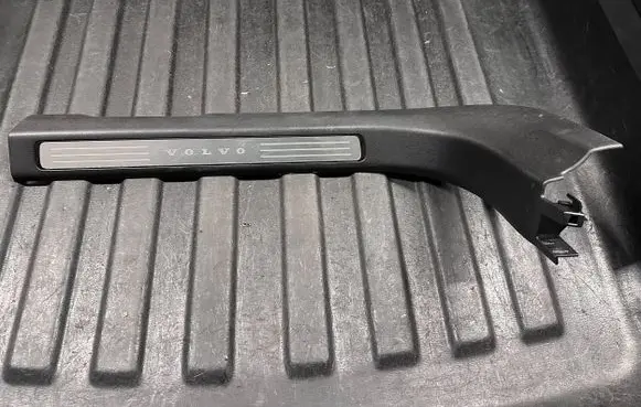 Volvo S90, V90 Front sill trim cover 39838868 39838869 39838866