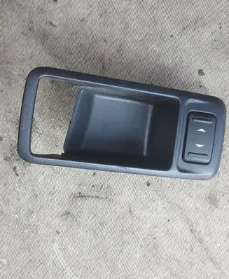 Ford Kuga I Electric window control switch 3M51226A36AF