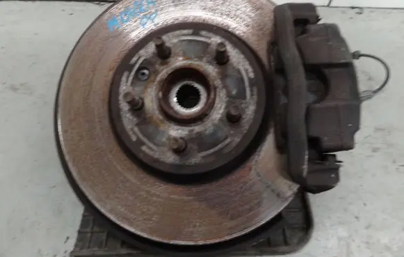 Opel Mokka Front wheel hub spindle knuckle
