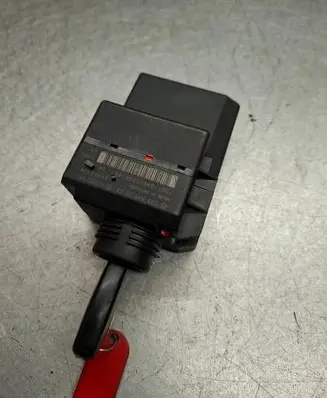 Mercedes-Benz C W203 Ignition lock 2035450508 33002106 33002105