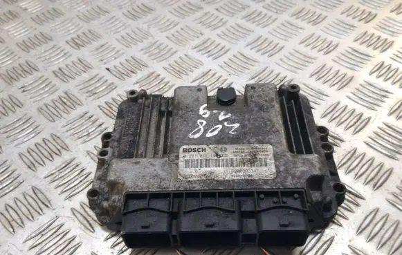 Renault Megane II Engine control unit/module 8200303141