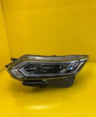 Nissan Qashqai Headlight/headlamp 100-19011