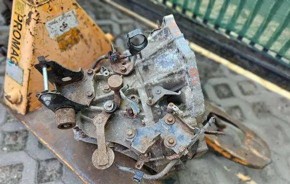 Toyota Urban Cruiser (XP110) Manual 6 speed gearbox 04331-52592