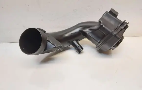 Peugeot 308 Intercooler hose/pipe 98689